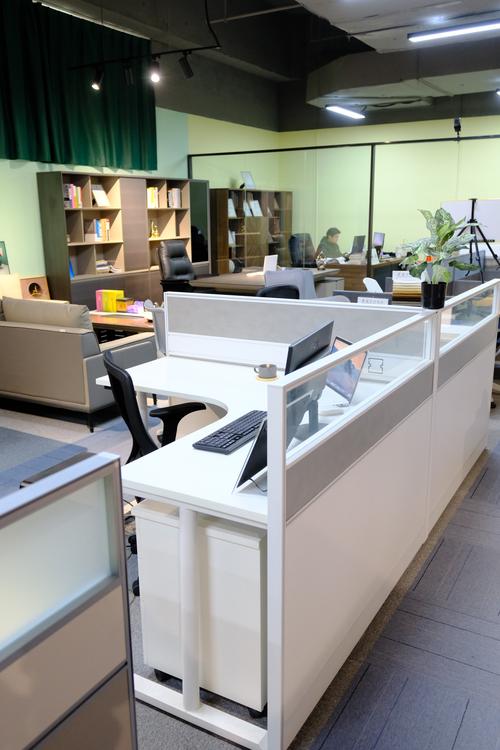 静默的秩序 办公用品店里的诗意栖居